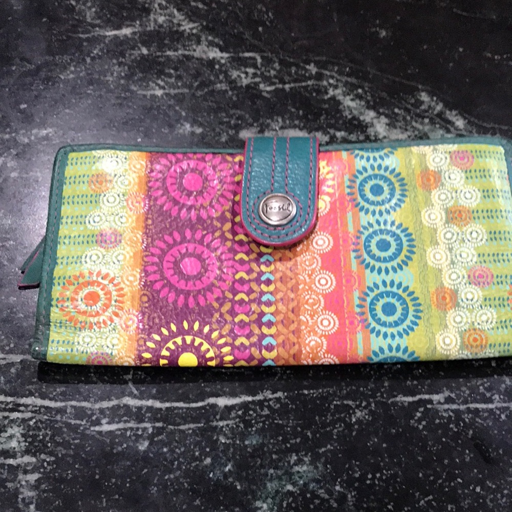 5/$25 Fossil Leather Wallet